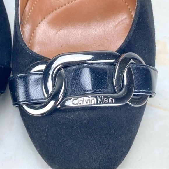Calvin Klein Heels Womens Size 10 Black Suede Metal Buckle Elegant Career Shoes - Picture 7 of 10